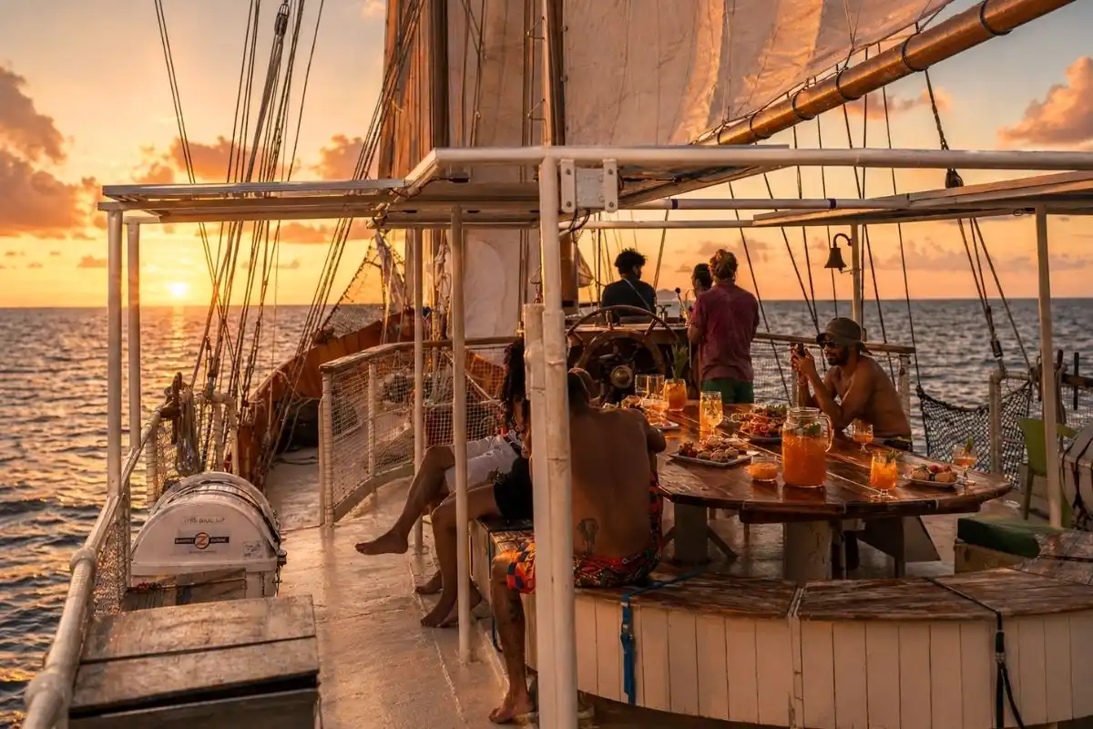 Privatisation Cocktail Sunset à bord du Stahlratte, Bouillante